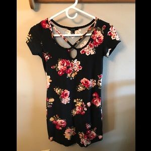 Body-con floral dress
